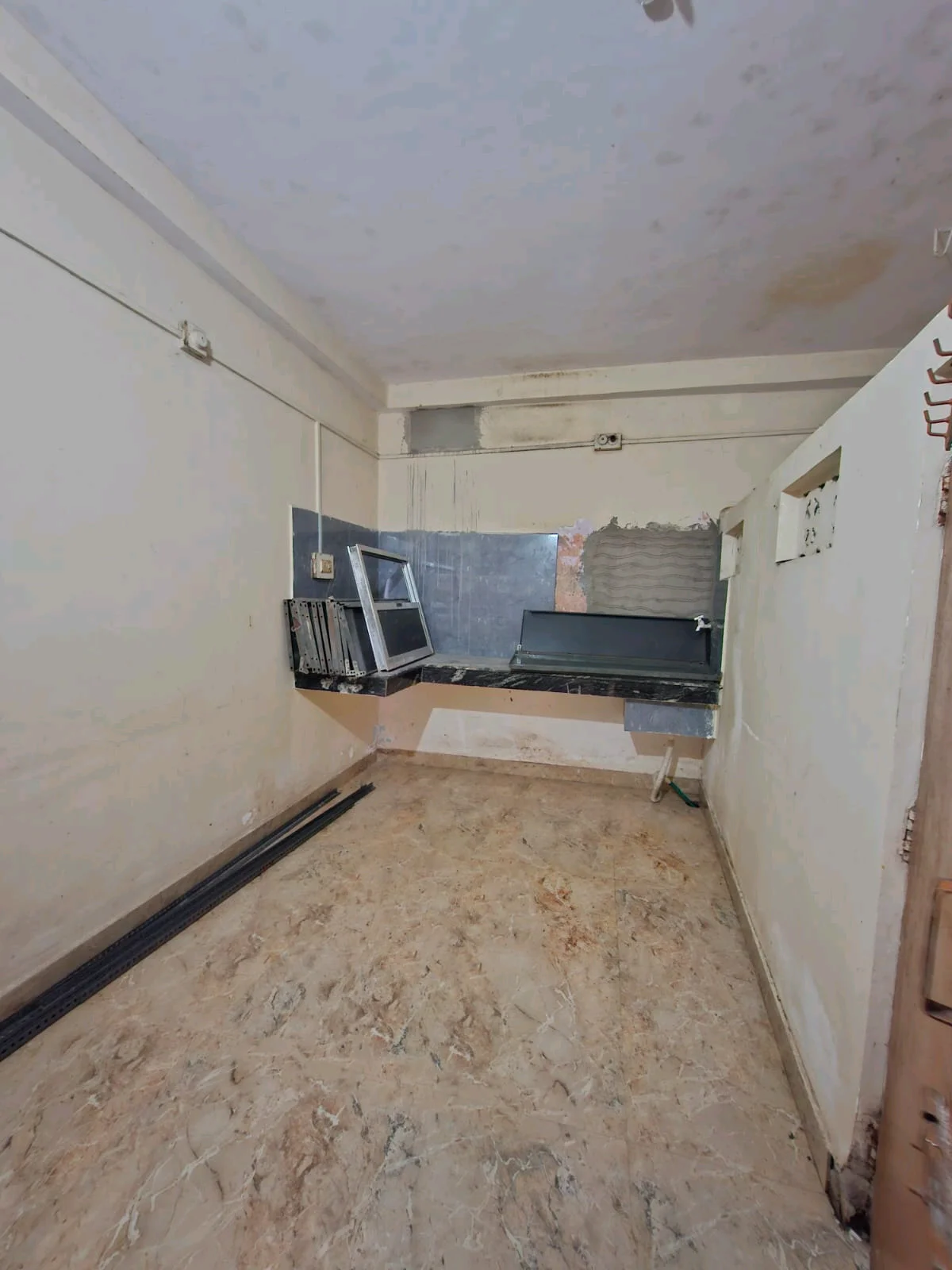 Unfurnished 1RK Flat for Girls or Working Bachelors in Sarhul Nagar, Ranchi - thumbnail 2
