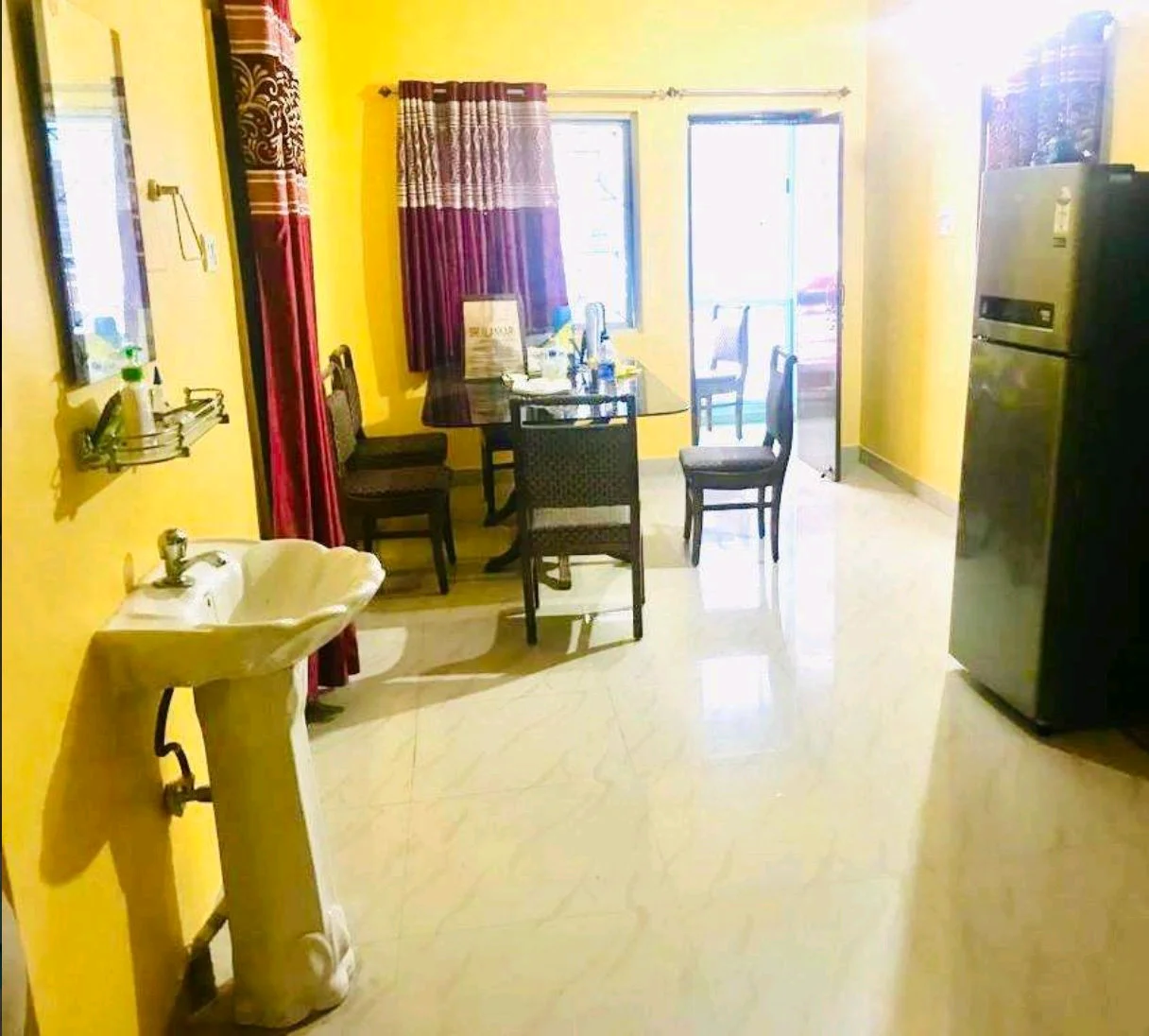Spacious 3 BHK Fully Furnished Apartment in Vasuki Nagar - thumbnail 2