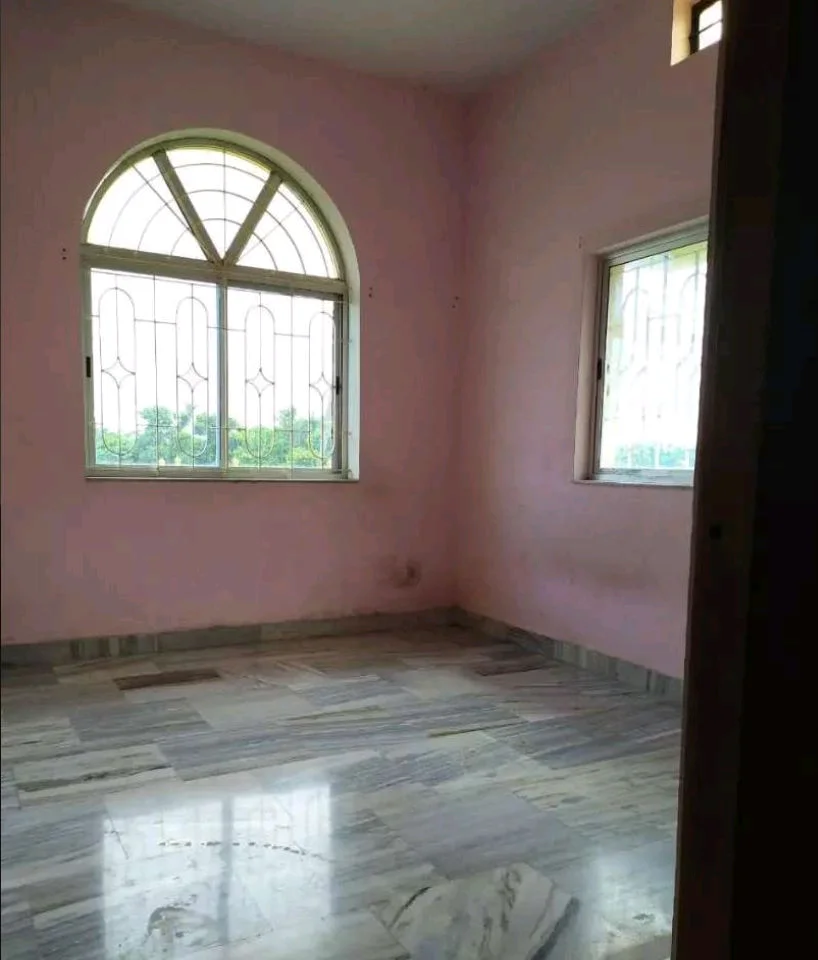 Spacious 2 BHK Flat for Family in Tongritoli, Ranchi - thumbnail 3