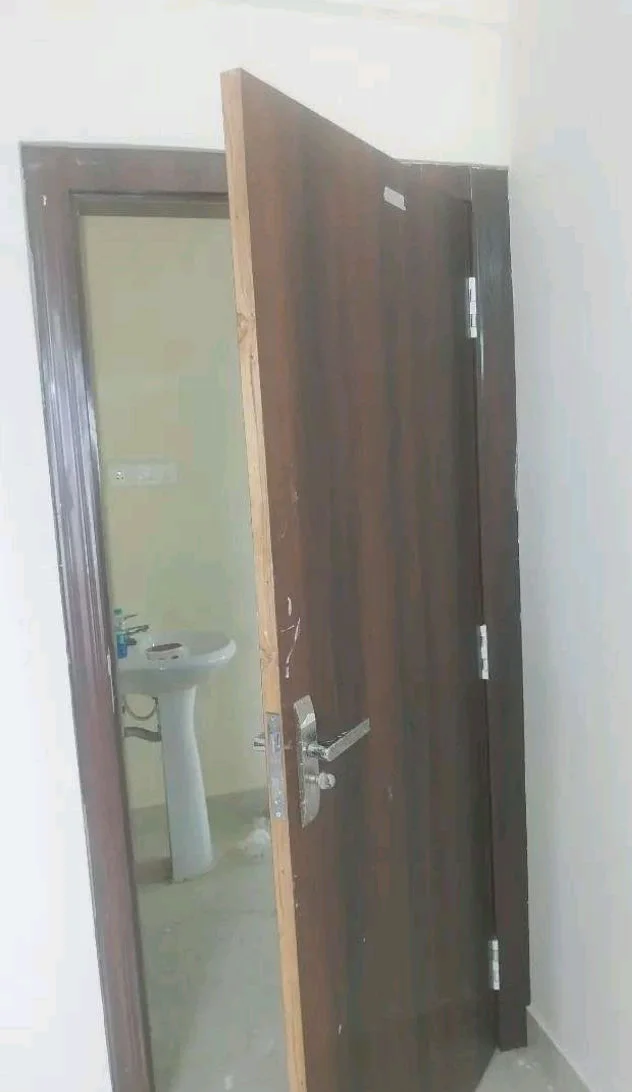Spacious 3 BHK Apartment in Bariatu Housing Colony, Ranchi - thumbnail 3