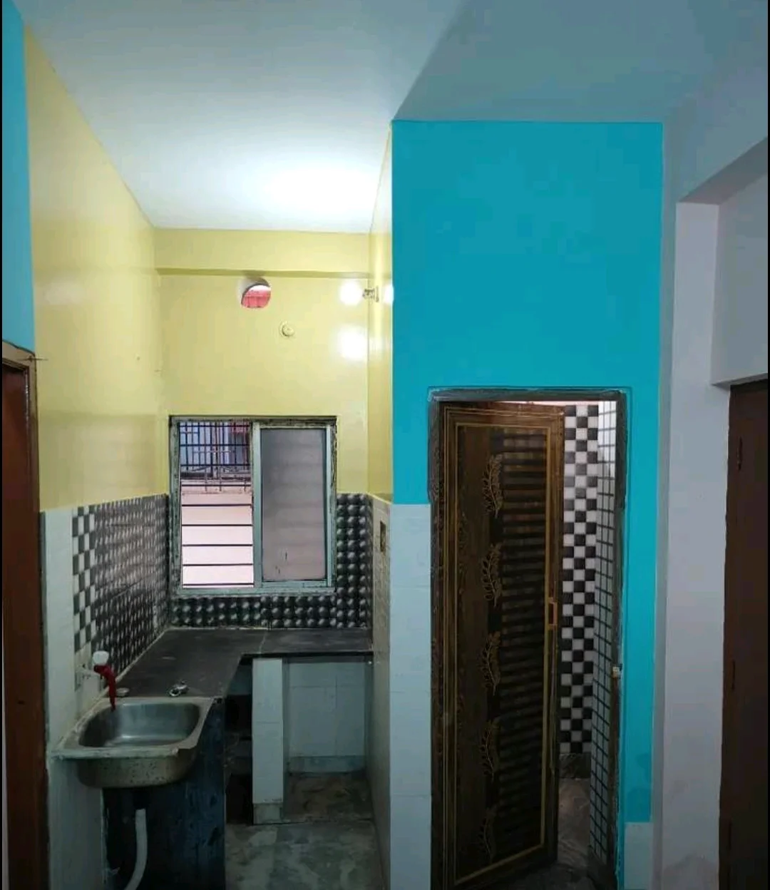2BHK Flat with Balcony Near Indus Valley World School in Santoshpur, Kolkata - thumbnail 2