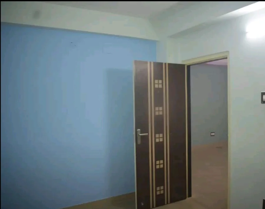 Spacious 3BHK in Chinar Park, Kolkata in Rajarhat, South Dumdum - thumbnail 2