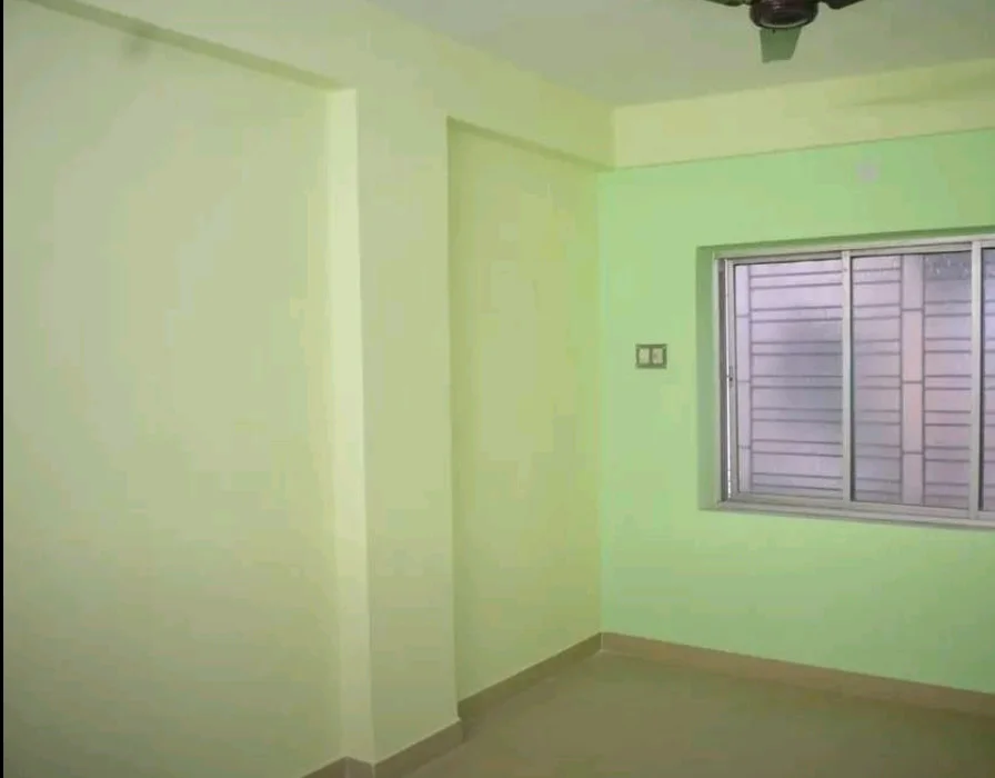 Spacious 3BHK in Chinar Park, Kolkata in Rajarhat, South Dumdum - thumbnail 3