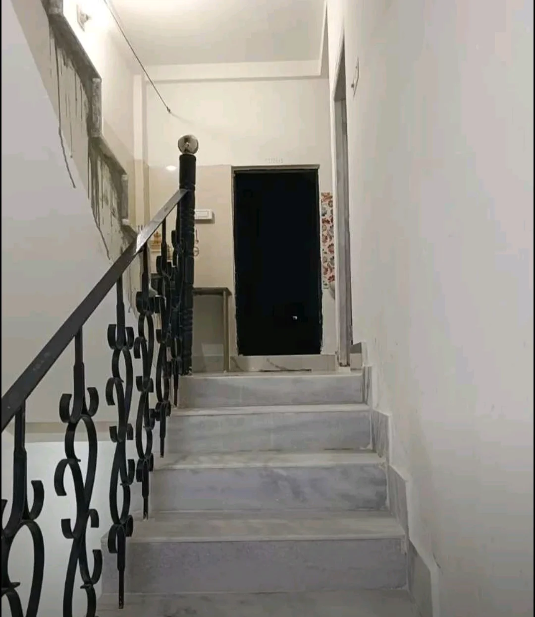 Single Room with Kitchen and Balcony in Kestopur, Kolkata
