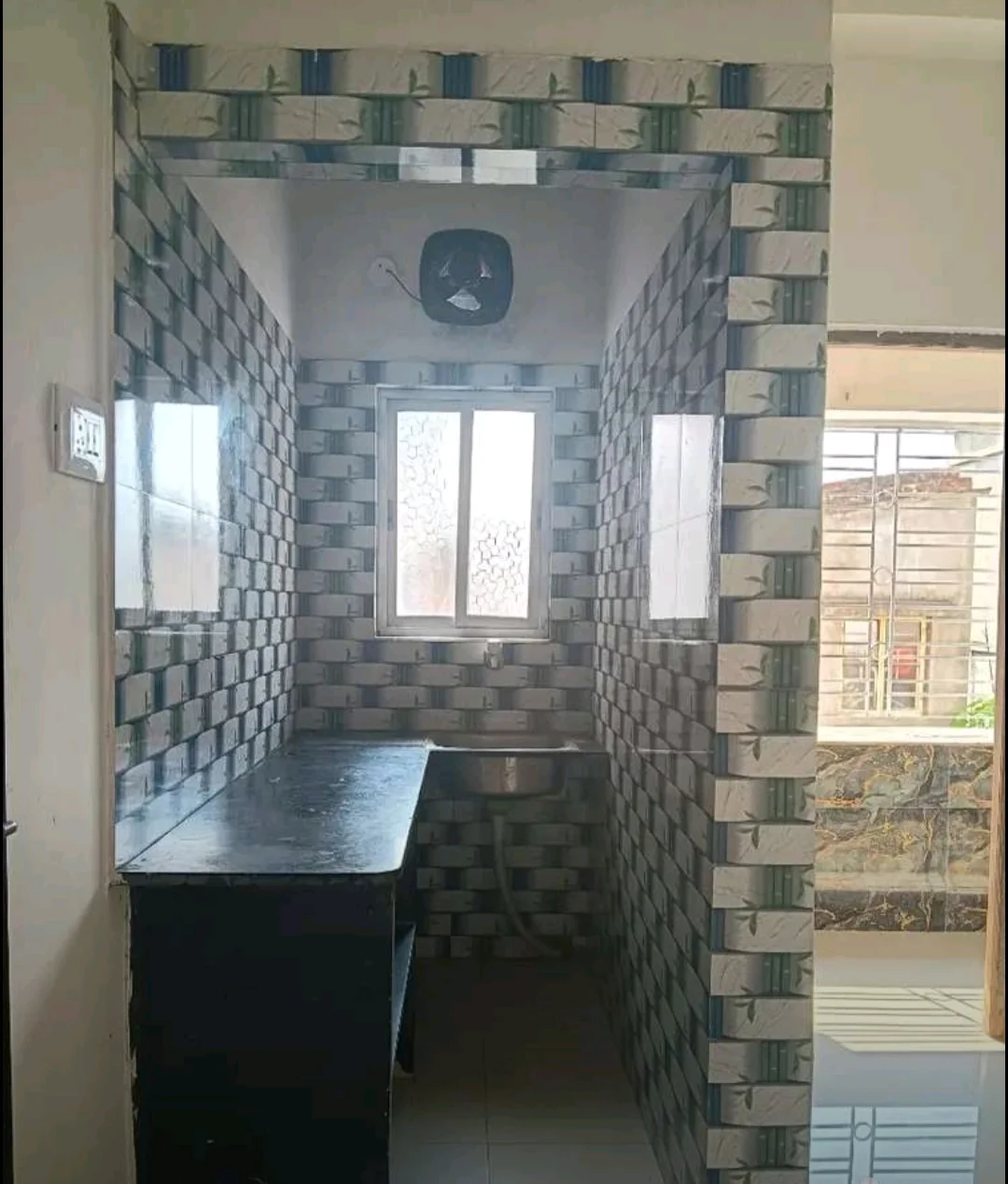 1RK for Rent in BA Block Newtown - thumbnail 3