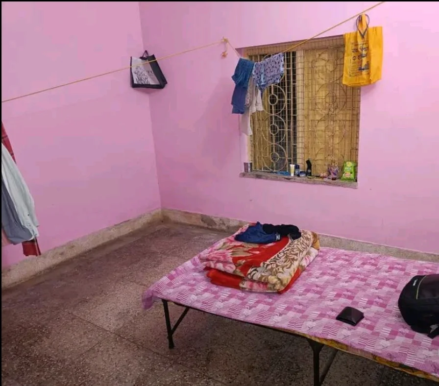 Cozy 1RK in Baguiati, Kolkata - thumbnail 2