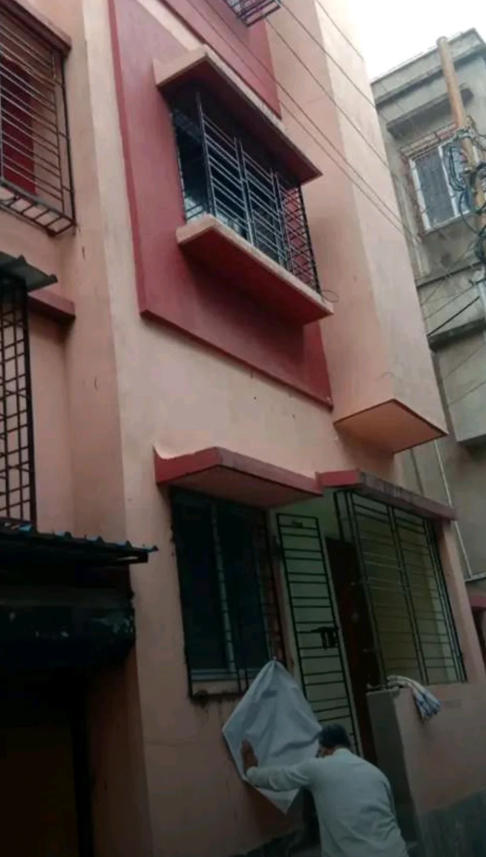 2BHK Apartment in Jadavpur, Kolkata