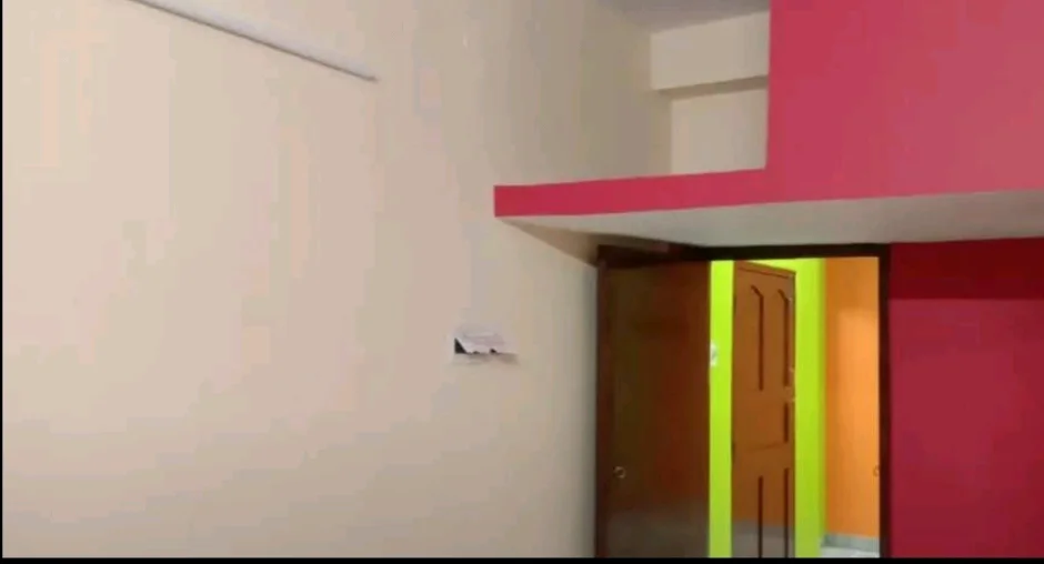 2BHK Apartment in Jadavpur, Kolkata - thumbnail 3
