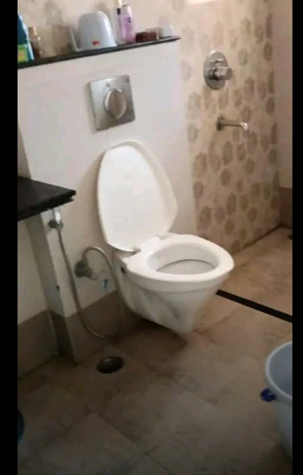 Furnished Room for Couples and Bachelors in Patia, Bhubaneswar - thumbnail 3