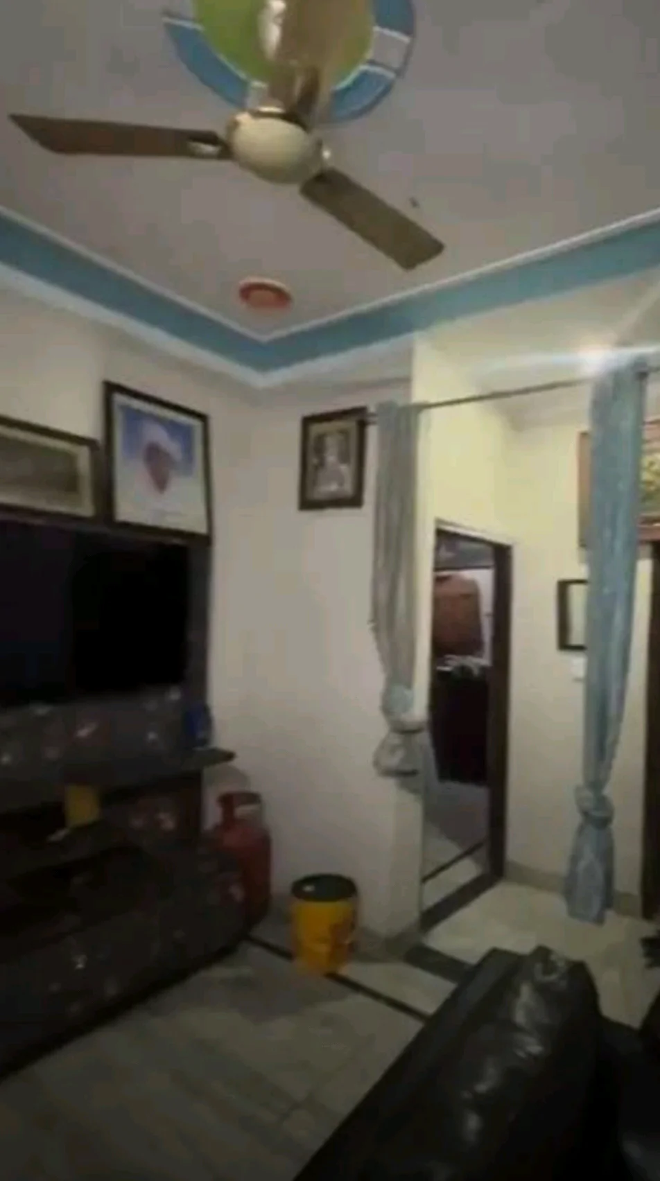 2BHK Flat for Rent in Sector 49, Faridabad - thumbnail 2