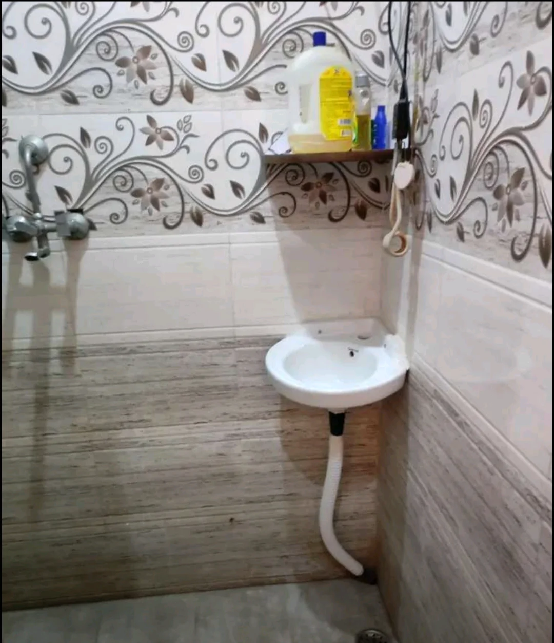 1RK for Rent in Behrampur, Sector 72 - thumbnail 2