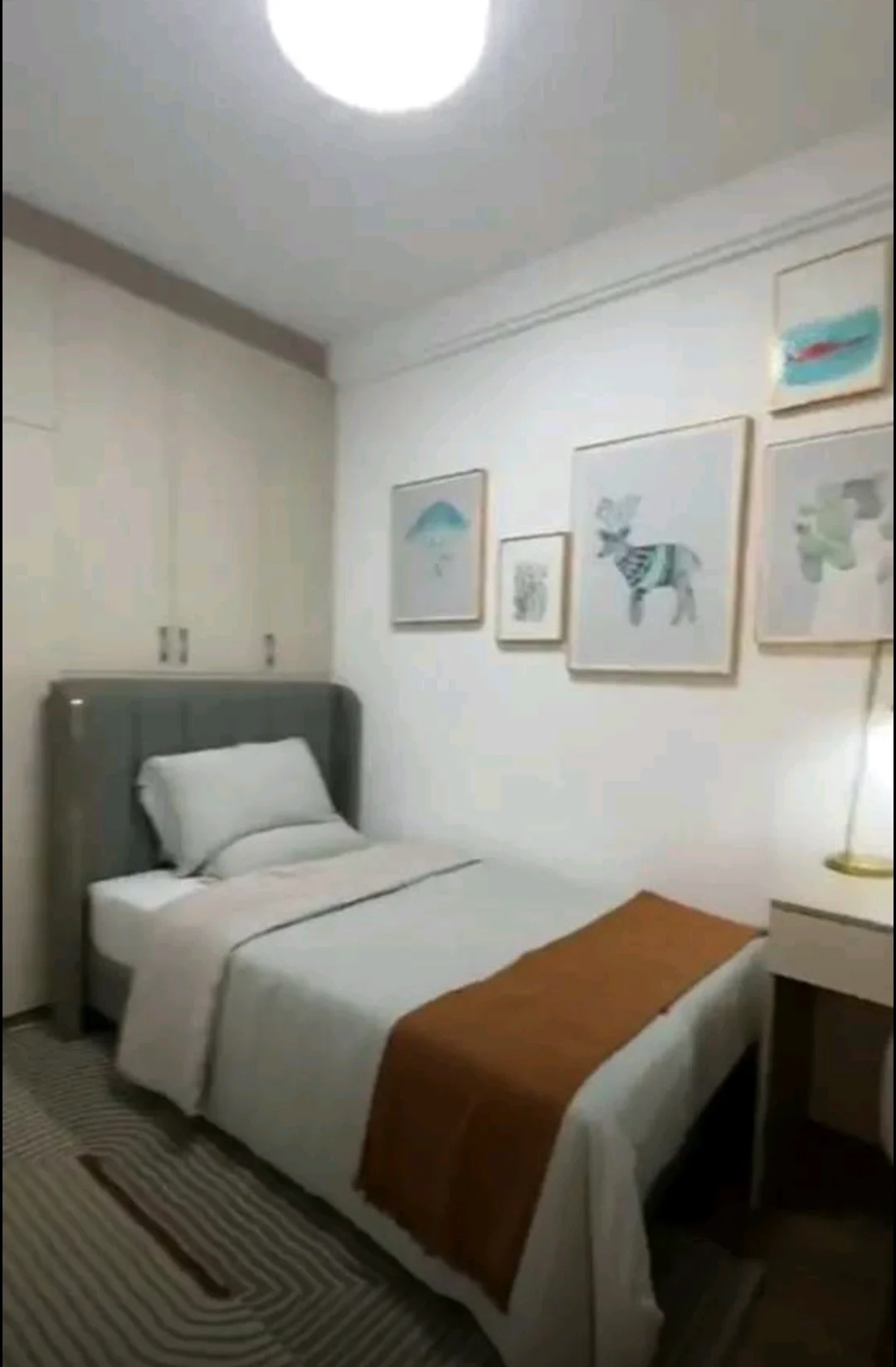 Furnished 2BHK Flat in Krishna Colony, Gurugram in Sector 7, Gurugram - thumbnail 4
