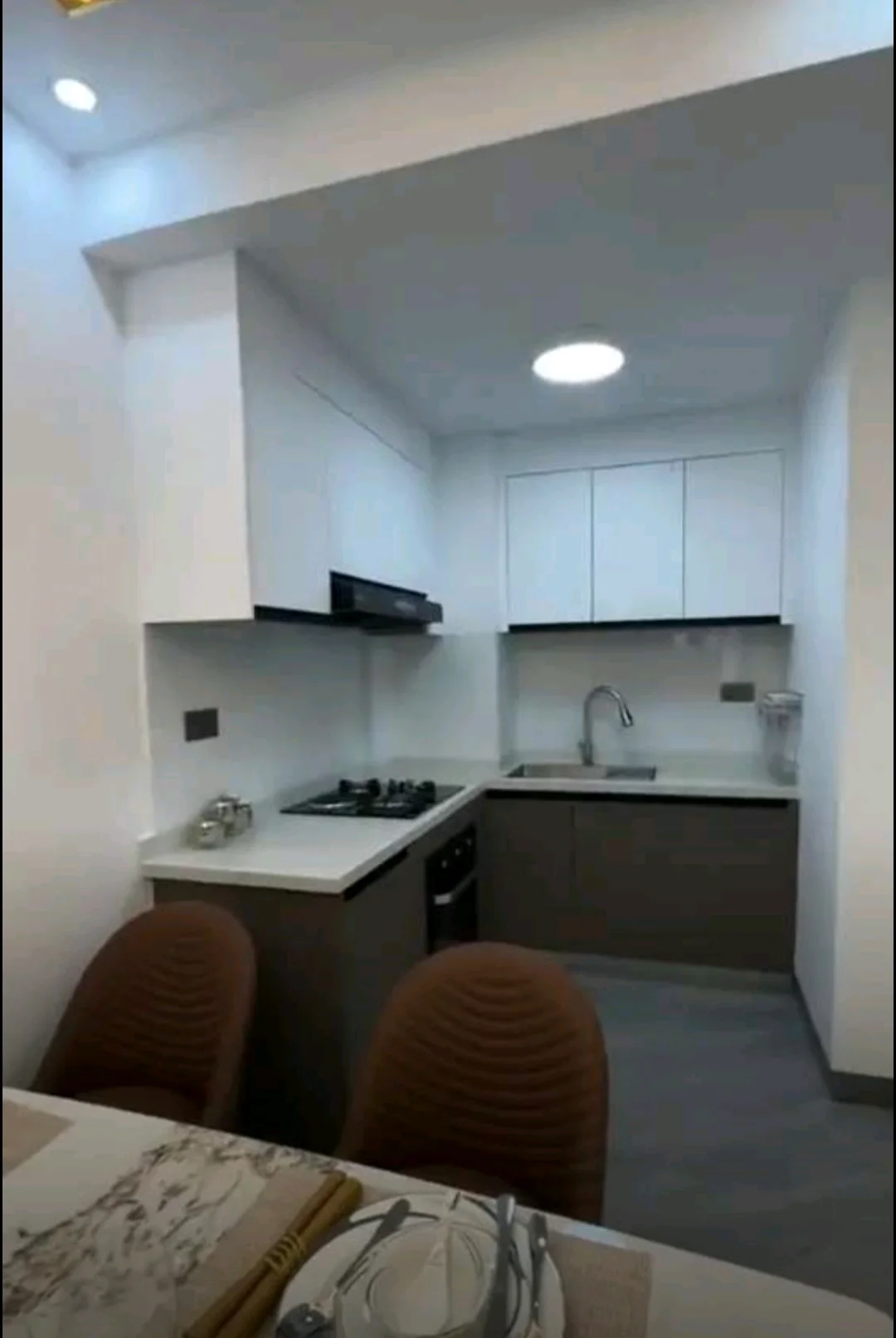 Furnished 2BHK Flat in Krishna Colony, Gurugram in Sector 7, Gurugram - thumbnail 5