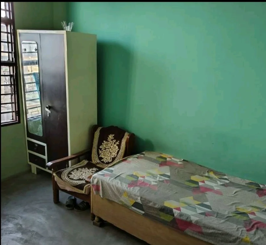 2BHK Fully Furnished Apartment for Rent in Sector 10, Gurugram - thumbnail 3