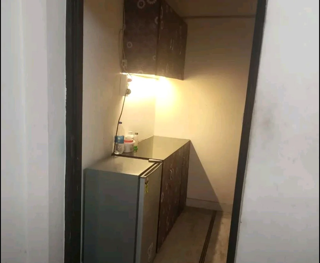 Fully Furnished 1RK in Sector 48, Faridabad - thumbnail 3