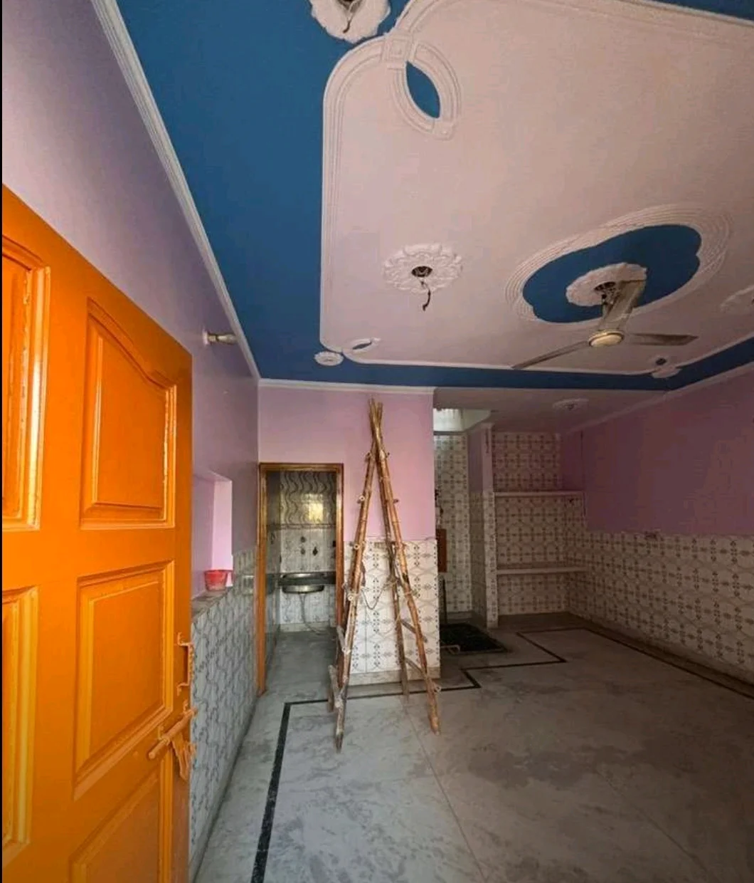 Cozy 1RK with Attached Washroom and Kitchen in Sector 3, Faridabad - thumbnail 4