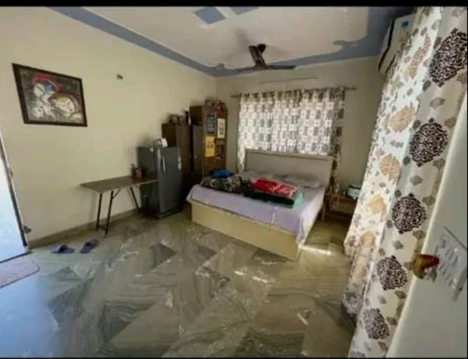 Fully Furnished 1BHK Flat for Rent in Sector 7, Faridabad