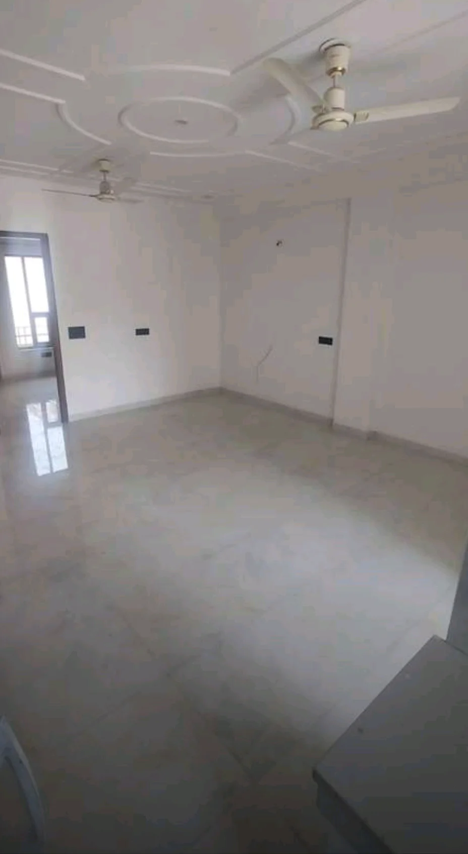 2BHK Independent Floor for Rent in Sector 10A, Gurugram - thumbnail 3