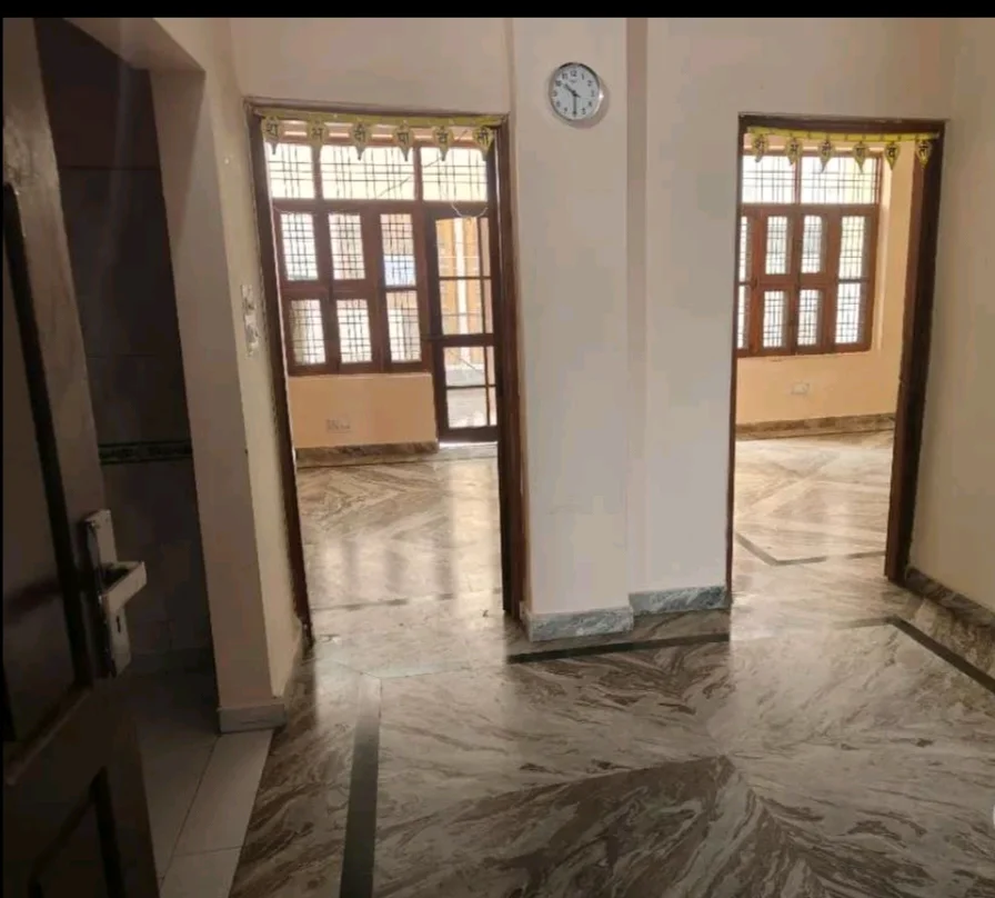 Spacious 3BHK Near ESIC Hospital in Sector 9A, Gurugram - thumbnail 2