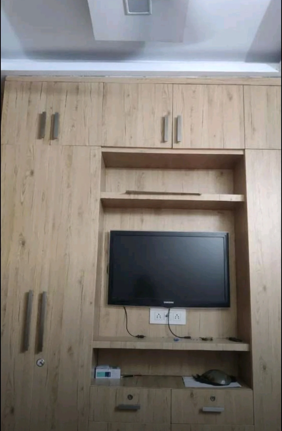 Fully Furnished 1RK in Tata Primanti, Sector 72 - thumbnail 3
