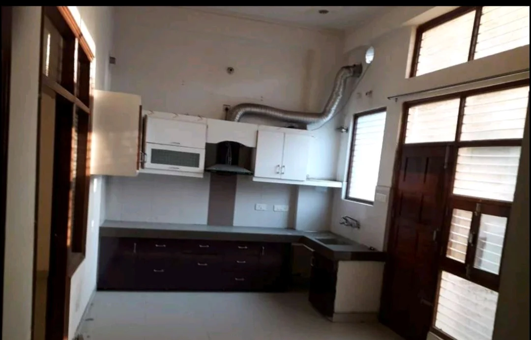 2BHK Independent for Rent in Sector 33, Gurugram - thumbnail 2