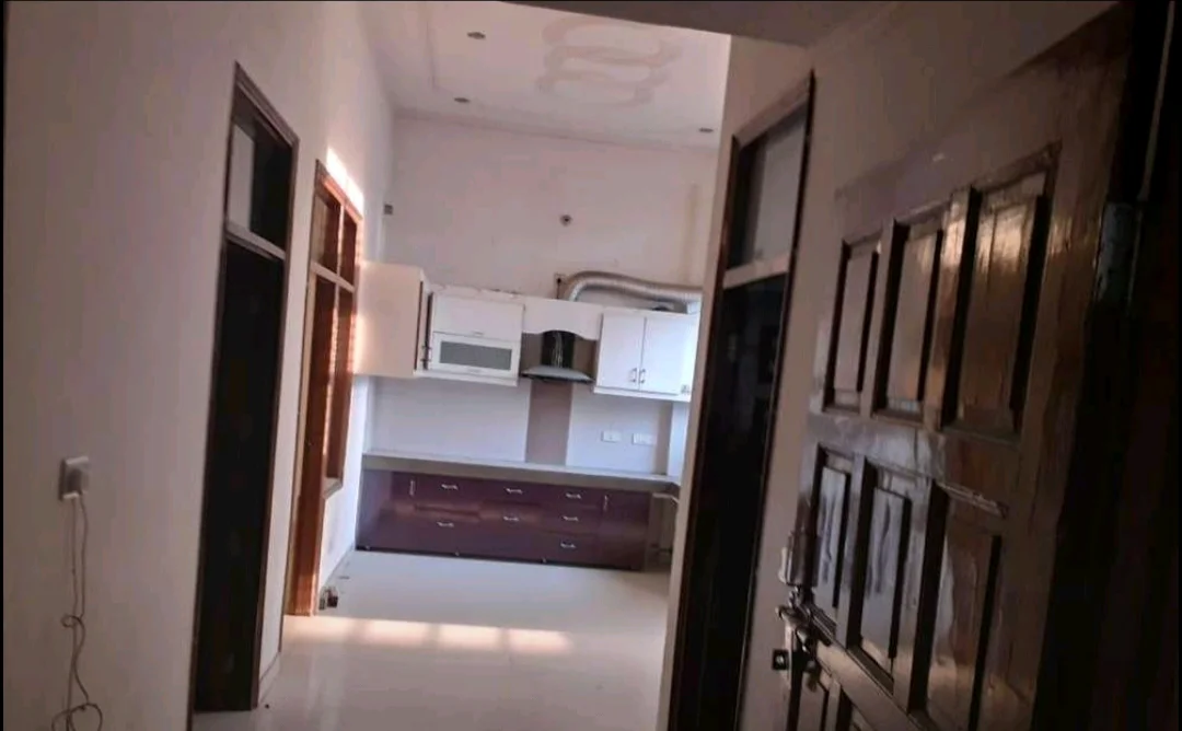 2BHK Independent for Rent in Sector 33, Gurugram - thumbnail 3