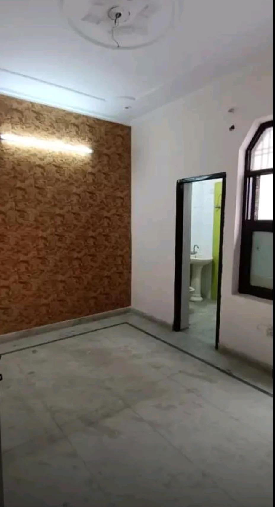 2BHK for Rent in New Industrial Township, Faridabad - thumbnail 3