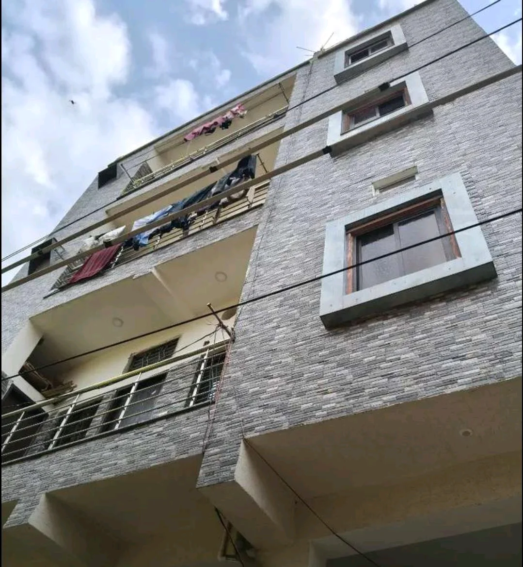 Spacious 2BHK Flat with Modern Amenities in Namkum