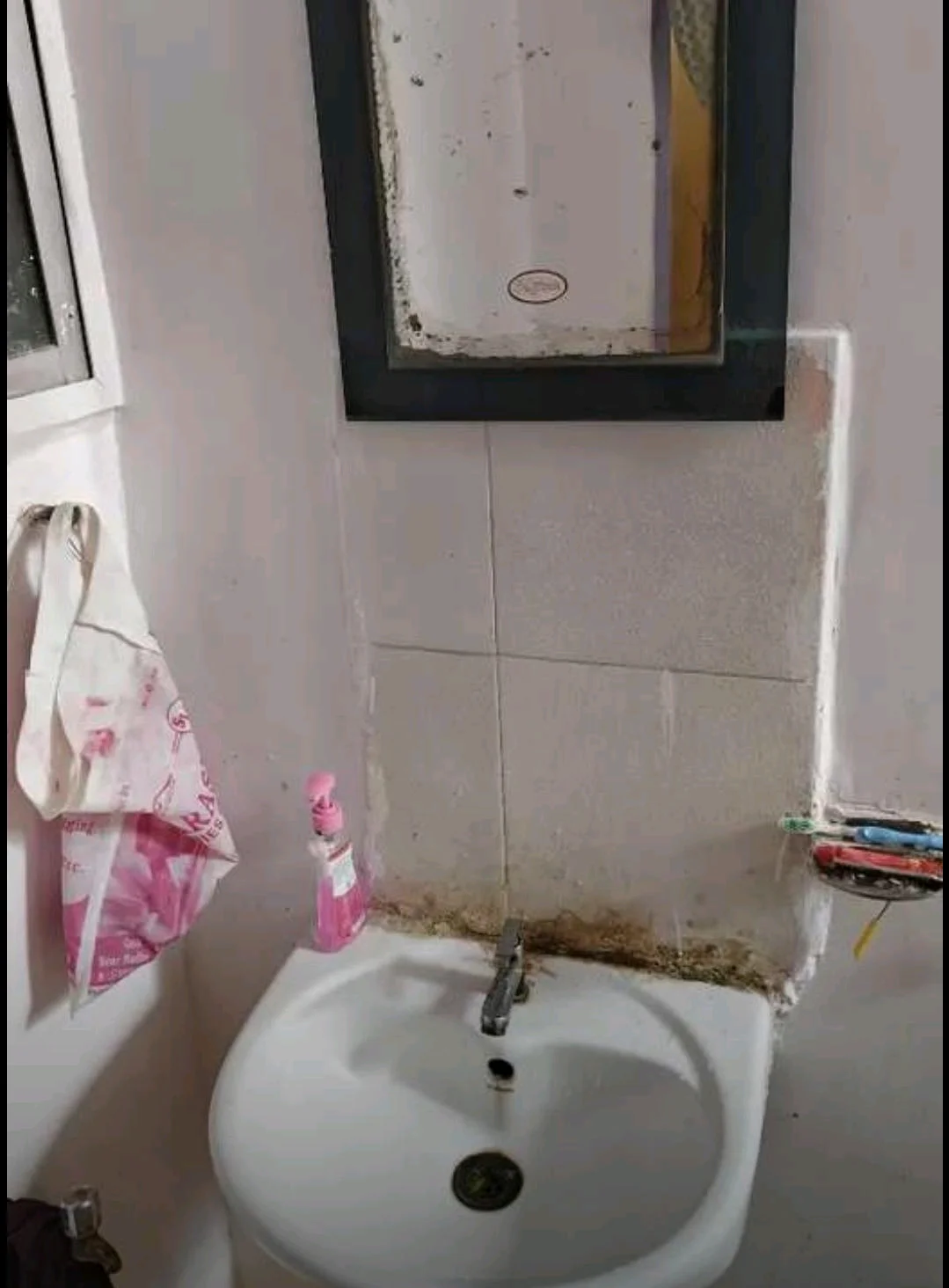 2BHK Semi-Furnished House for Family Girls in Argora, Ranchi - thumbnail 3