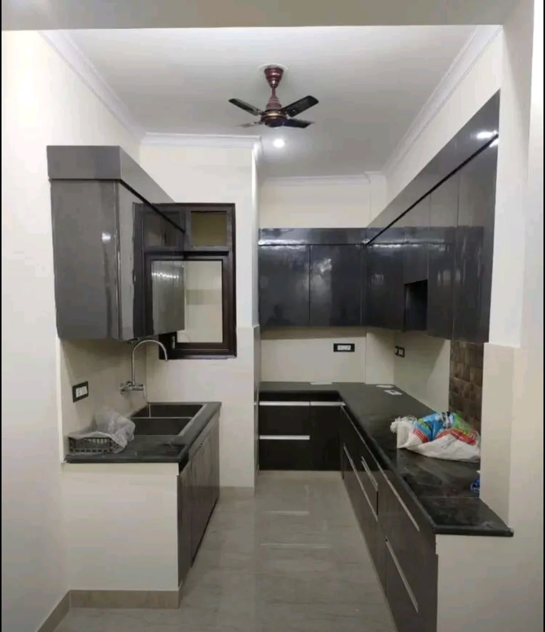 Spacious 3BHK for Rent in Laxmi Nagar, Gurugram in Sector 11, Gurugram - thumbnail 3