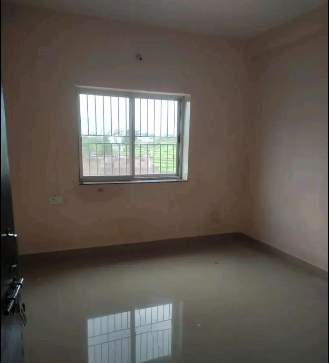 2BHK Semi-Furnished Flat for Girls, Boys, and Families in Morabadi, Ranchi - thumbnail 2