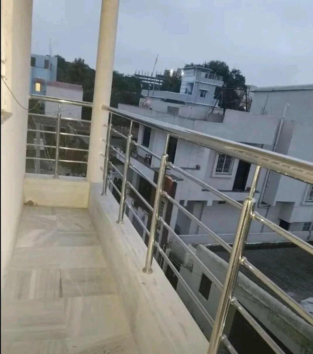 Semi-Furnished 2BHK Flat in Morabadi, Ranchi - thumbnail 4