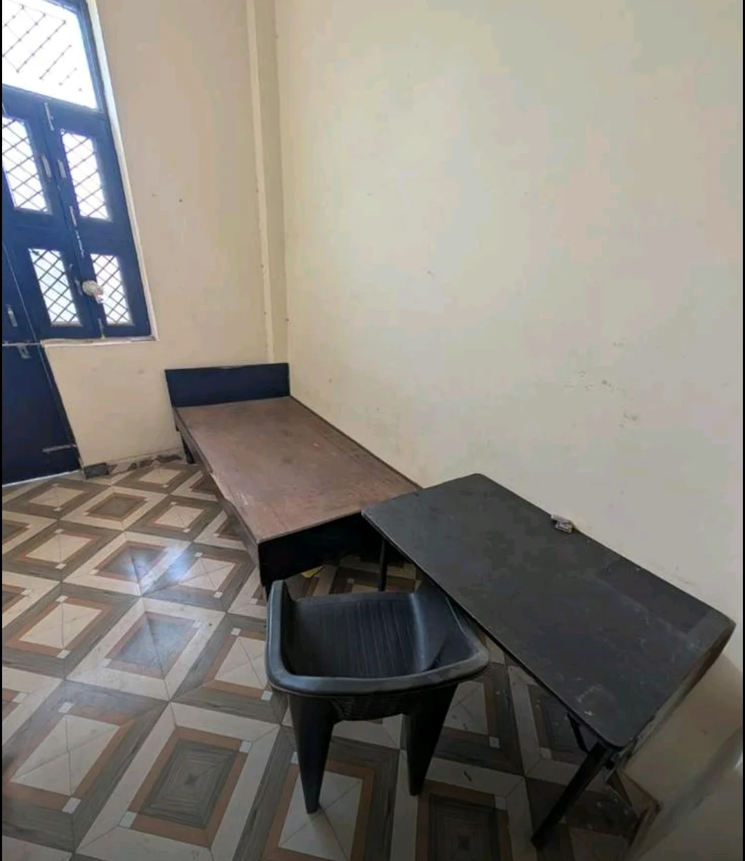 1BHK Independent Floor for Rent in Sector 49, Noida