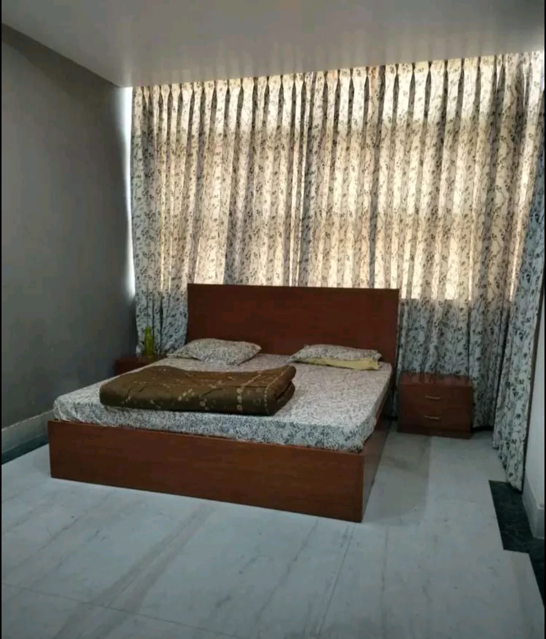 2BHK Apartment for Rent in Noida Phase-2 - thumbnail 3
