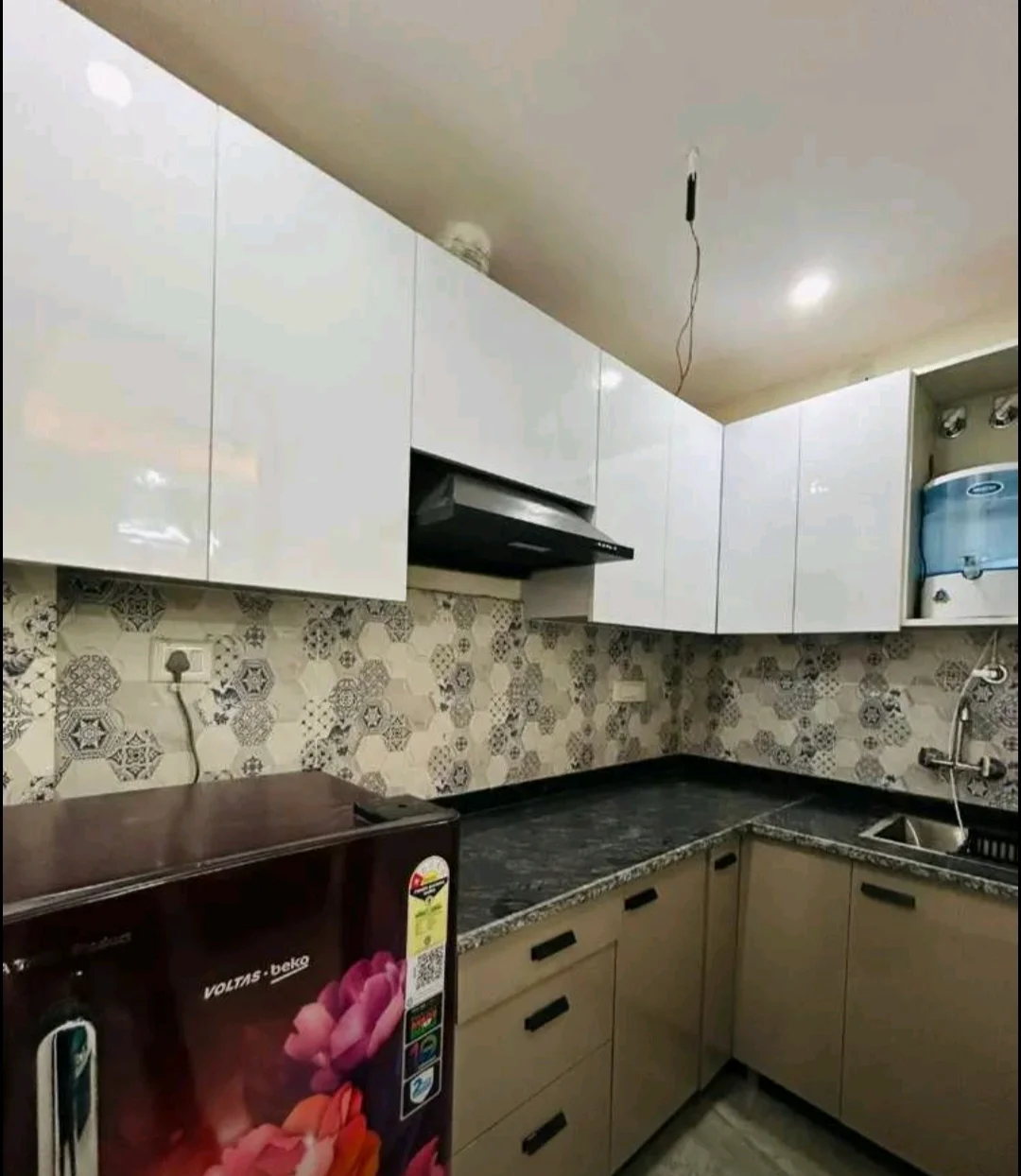 1BHK Apartment Near Bus Stand and Metro Station in Sector 51, Noida