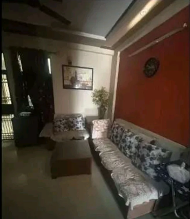 2BHK Flat in Gaur City, Noida in Phase-2, Noida - thumbnail 3