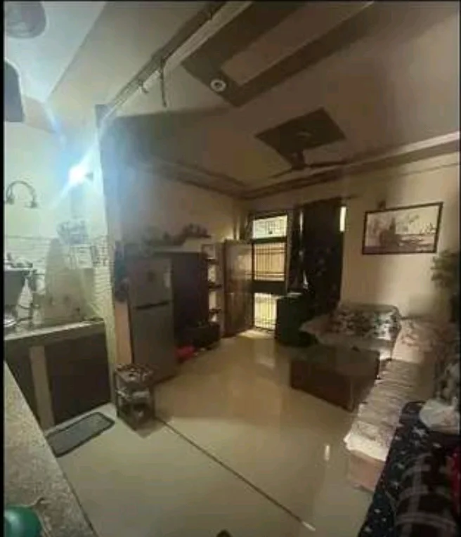 2BHK Flat in Gaur City, Noida in Phase-2, Noida - thumbnail 5