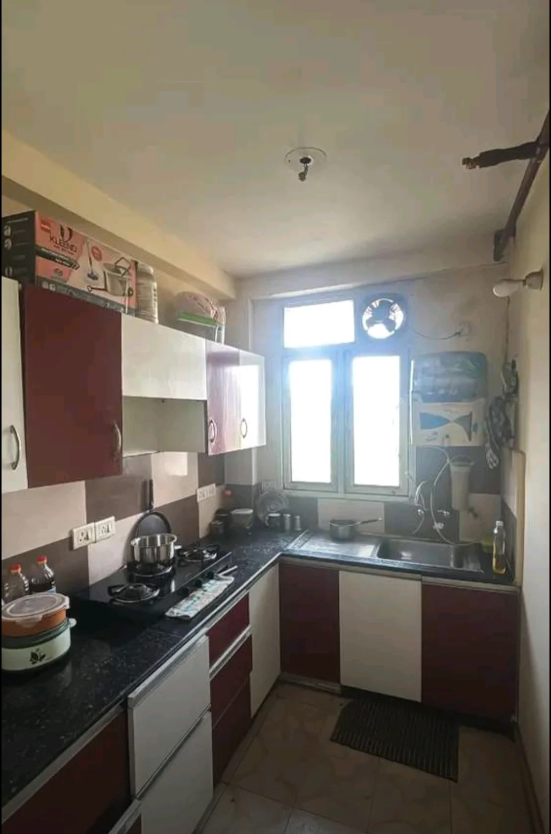 Fully Furnished Room for Male in 2BHK at Sector 135, Noida - thumbnail 4