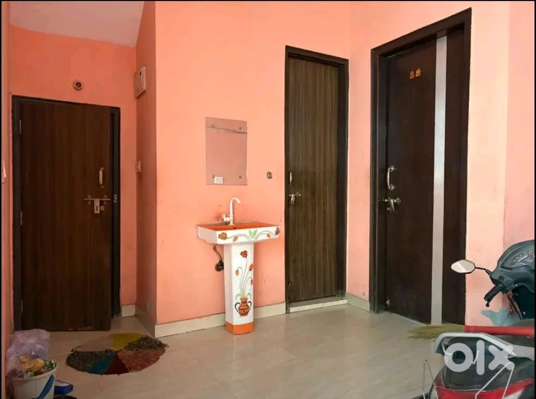 Semi-Furnished 1RK Room in Sector 49, Noida - thumbnail 3