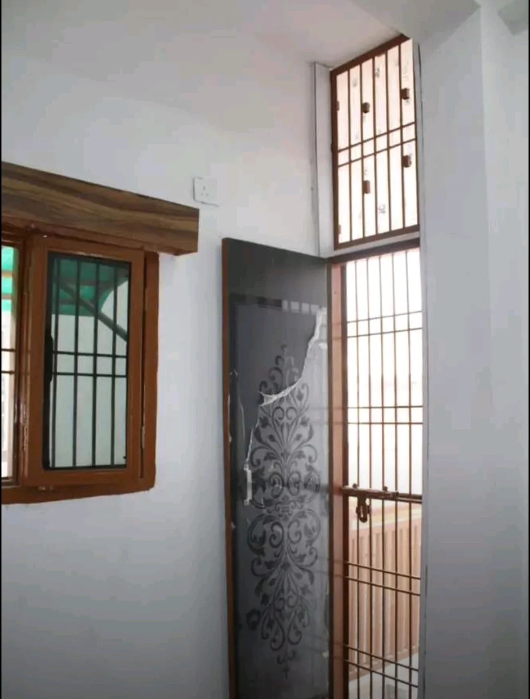 2BHK Apartment for Rent in Noida Sector 41 - thumbnail 5
