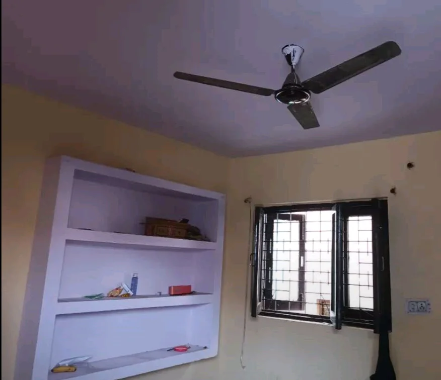 Spacious 2BHK Apartment for Rent in Sector 49, Noida