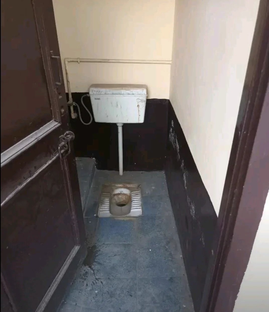 Spacious 2BHK Apartment for Rent in Sector 49, Noida - thumbnail 5
