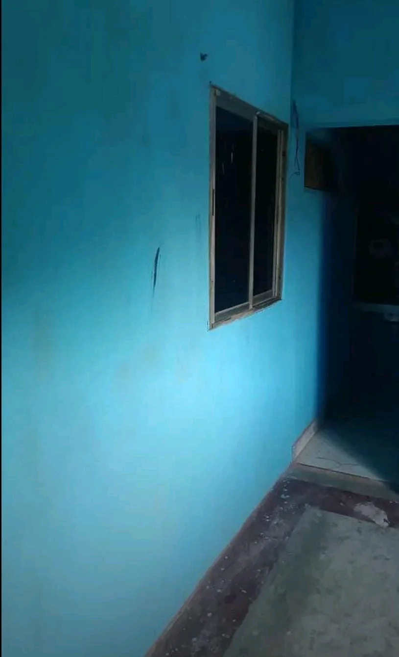 1BHK Flat for Rent in Kidwaipuri - thumbnail 2