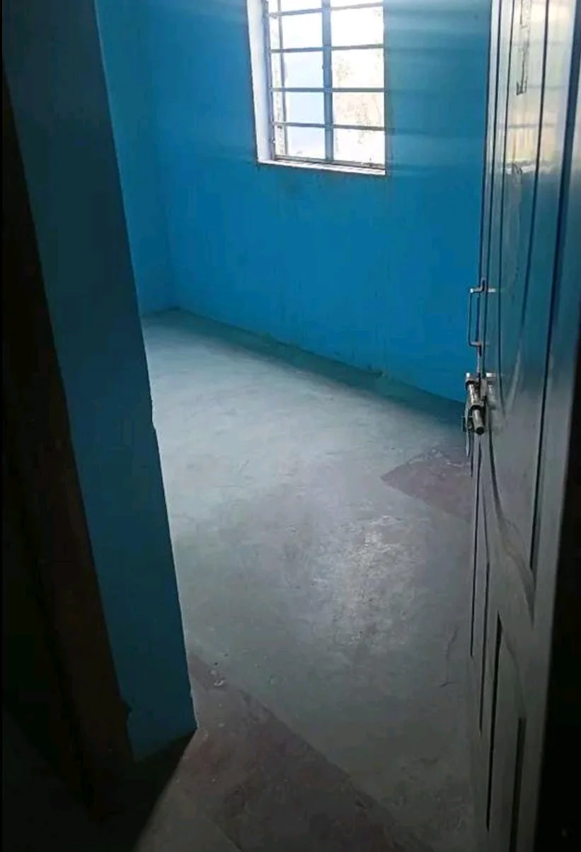 1BHK Flat for Rent in Kidwaipuri - thumbnail 3