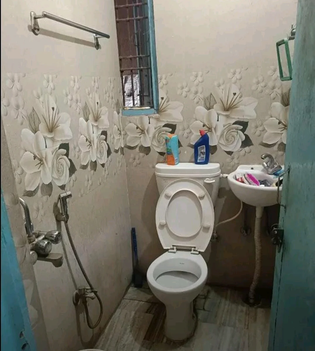 2BHK Flat for Rent in Anandpuri - thumbnail 4
