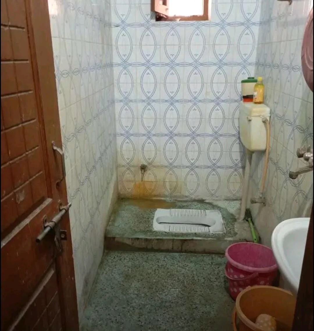2BHK Flat for Rent in Anandpuri - thumbnail 3