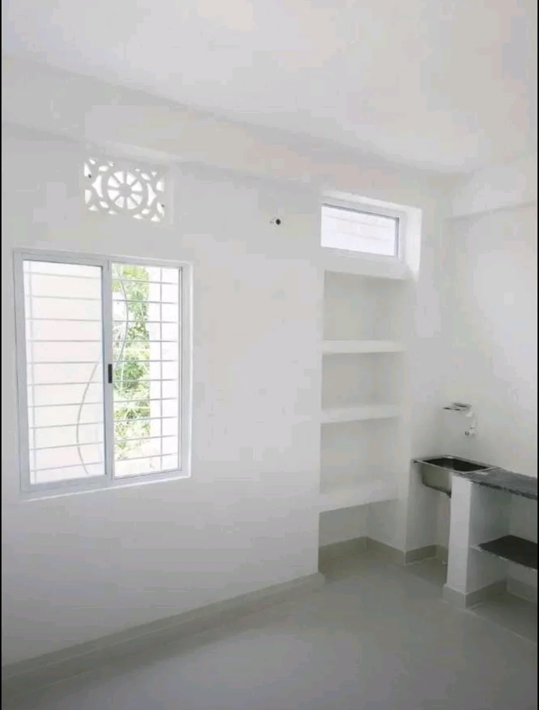 2BHK Flat for Rent in Patliputra Colony - thumbnail 2