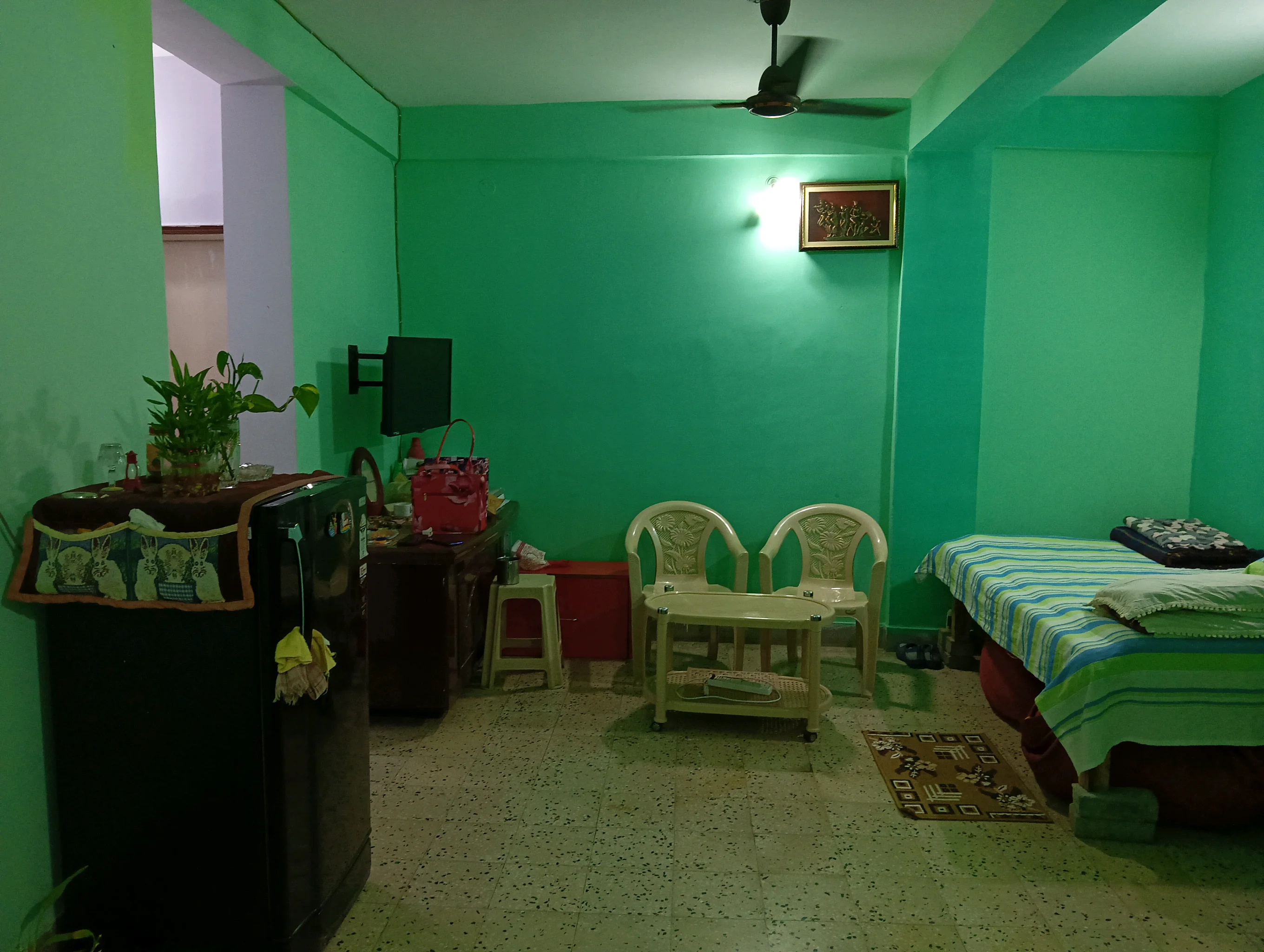 Room in 3BHK Flat for Rent in New Barhi Toli Female Only - thumbnail 4