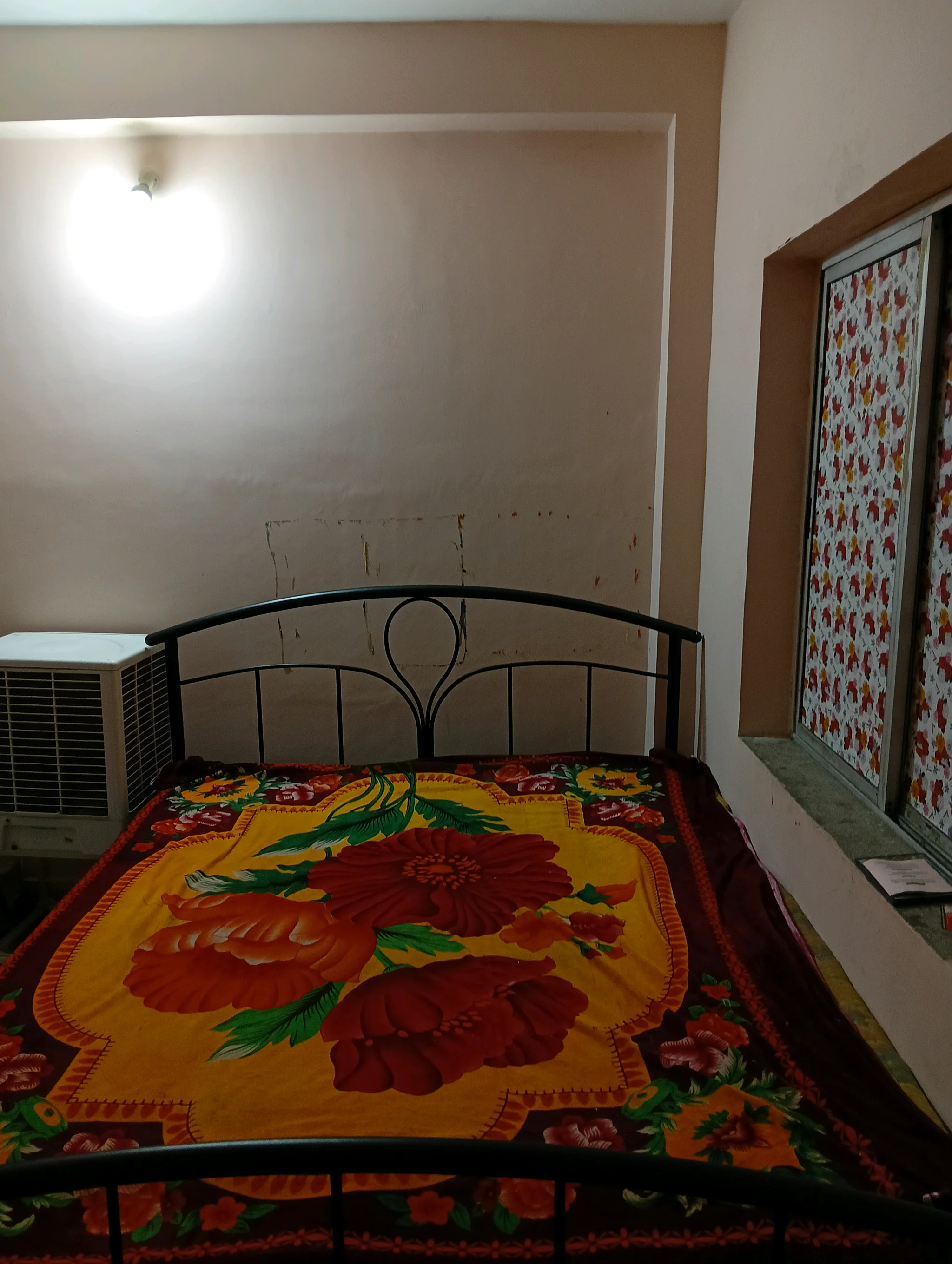 Room in 3BHK Flat for Rent in New Barhi Toli Female Only - thumbnail 5