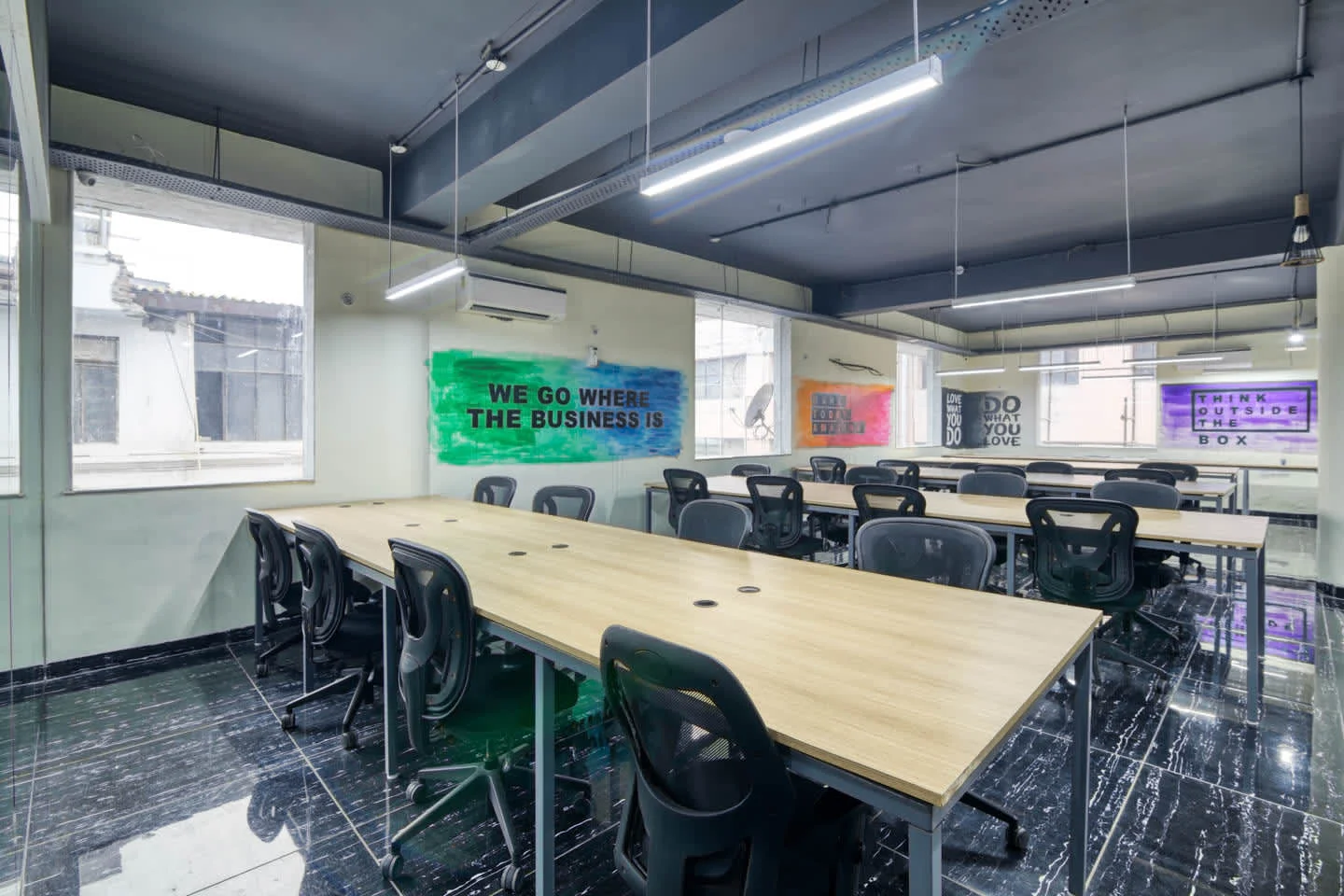 Office for Rent in Noida - thumbnail 4